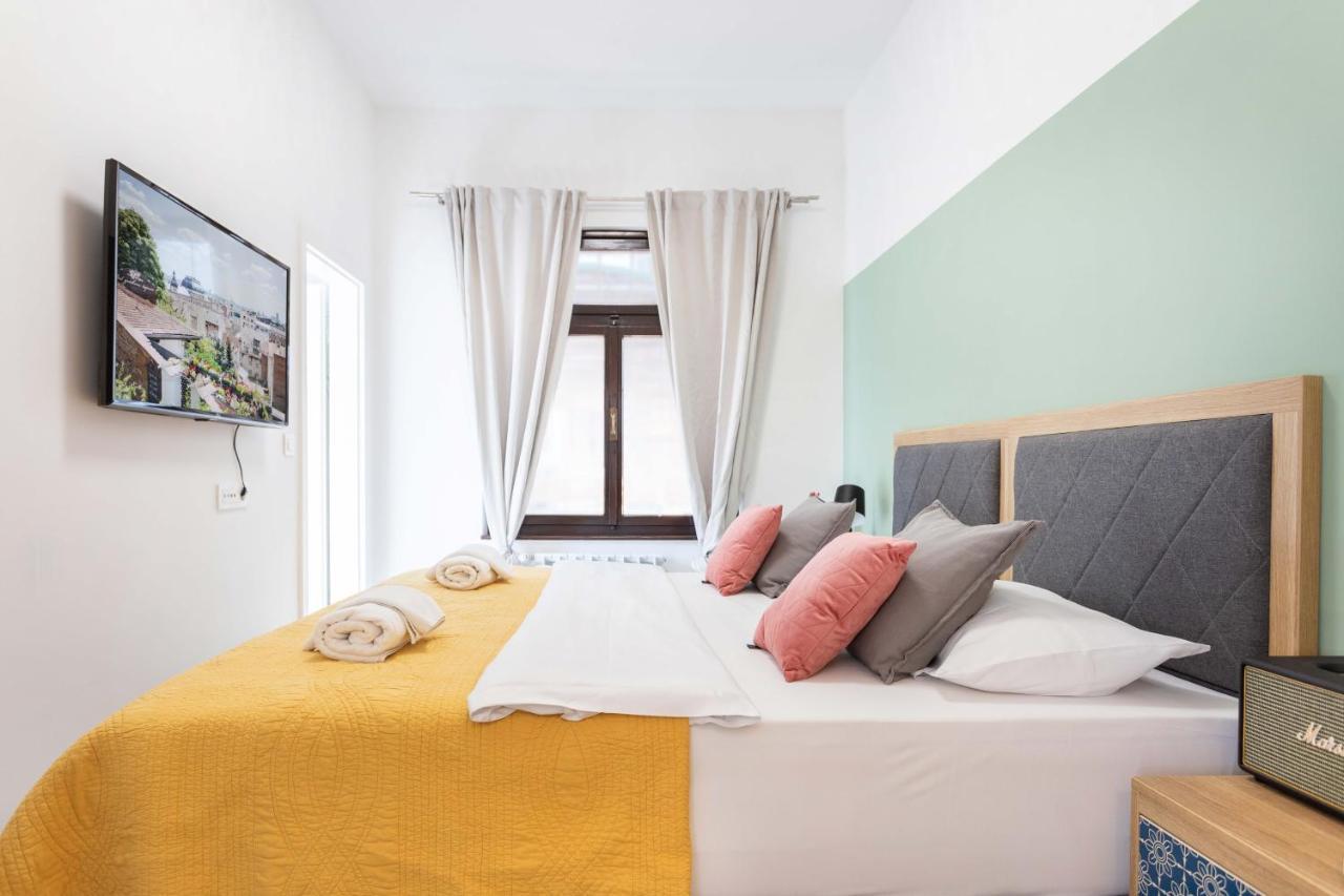 Design Sunny 2Bdr Apartment Near The City Center Zagreb Exterior photo